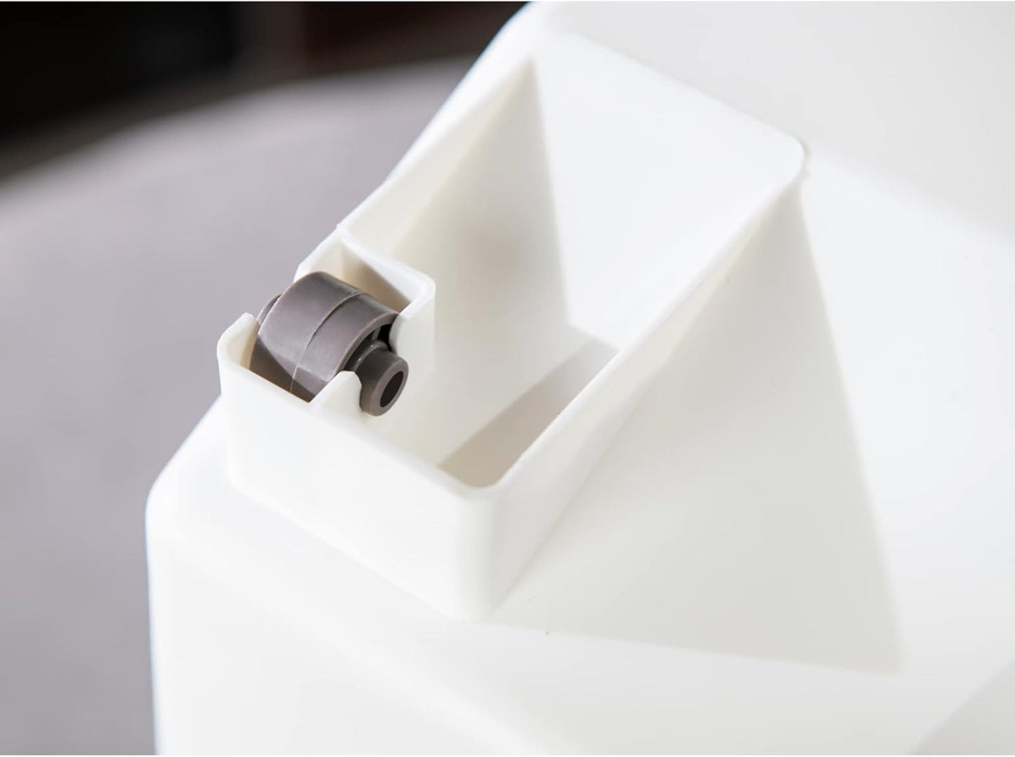 HANAMYA 25 Liter / 40 lbs Rice Storage Container with Measuring Cup, BPA free, For Rice | Grain | Pet Food | Flour, 1 count, White