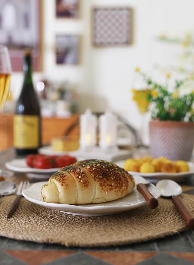 OMAYKEY Ceramic Dinner Plates Set of 8, 10.5 Inch Porcelain Salad Dessert Round Lotus Plates, Microwave, Oven and Dishwasher Safe, Kitchen Serving Dishes Plates for Lunch, Party, Wedding, Restaurant