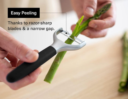 Misen Stainless Steel Vegetable Peeler - Dishwasher Safe Y Peeler - Easy to Use with Potatoes, Cabbage, Carrots, and More - Progessional Grade Kitchen Tool - Black