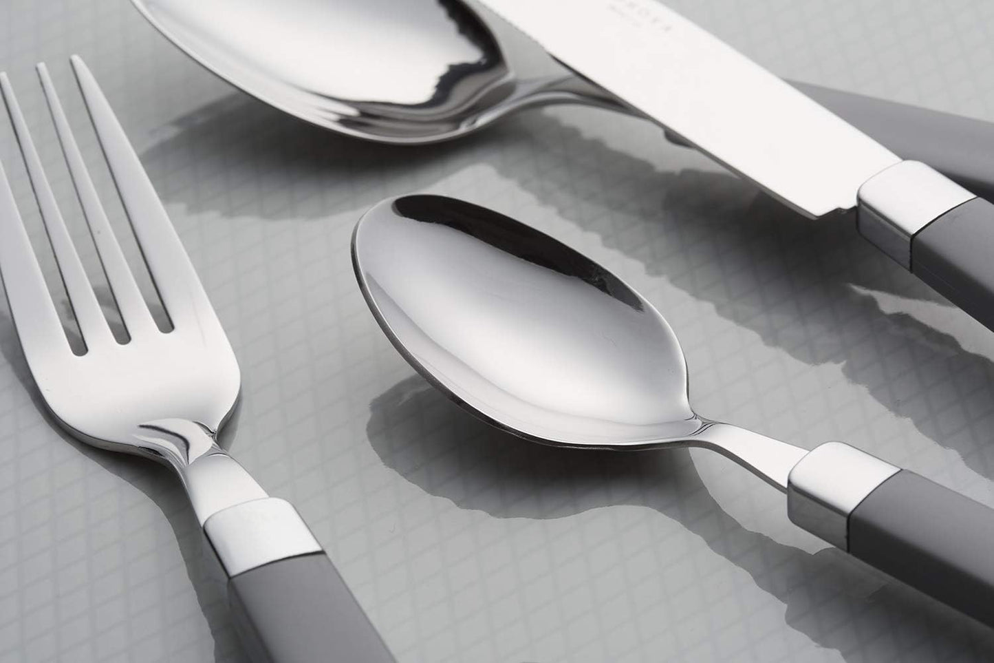 ANNOVA Silverware Set Stainless Steel Colorful Tableware Kitchen Flatware Set Utensils, Includes Dinner Knives, Forks, Spoons, Salad Forks & Dessert Spoons (Gray, 20 Pieces)