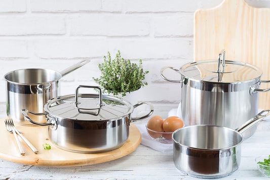 BRA COOKWARE Profesional Sauté Pan w/Glass Lid | 10.2 inches - 3.2 quarts Professional Deep Pan | Stainless Steel Sauté Pan | All Stovetop Compatible | 100% PFOA Free | Brushed Finish