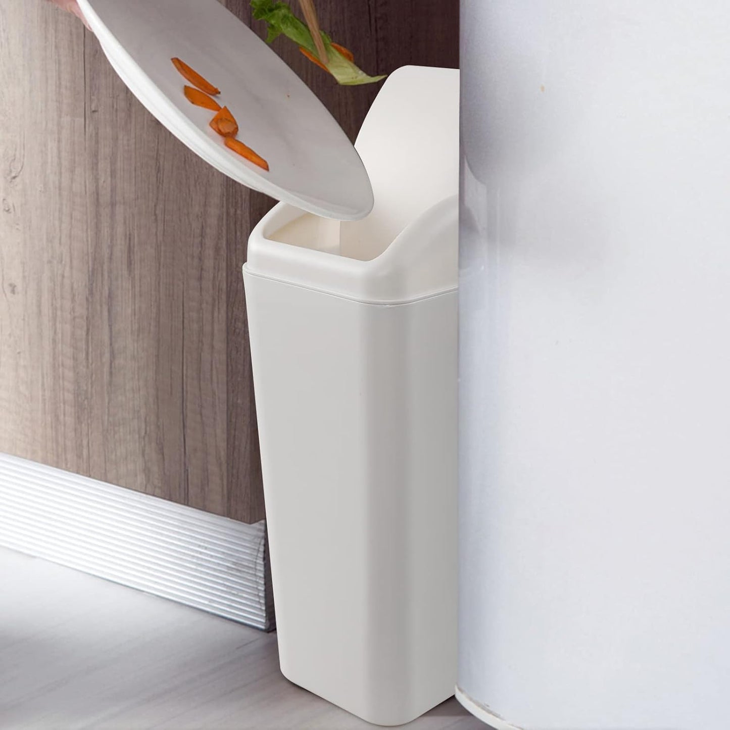 3.5 Gallon Plastic Trash Can with Swing Top, Swing Lid Waste Bin