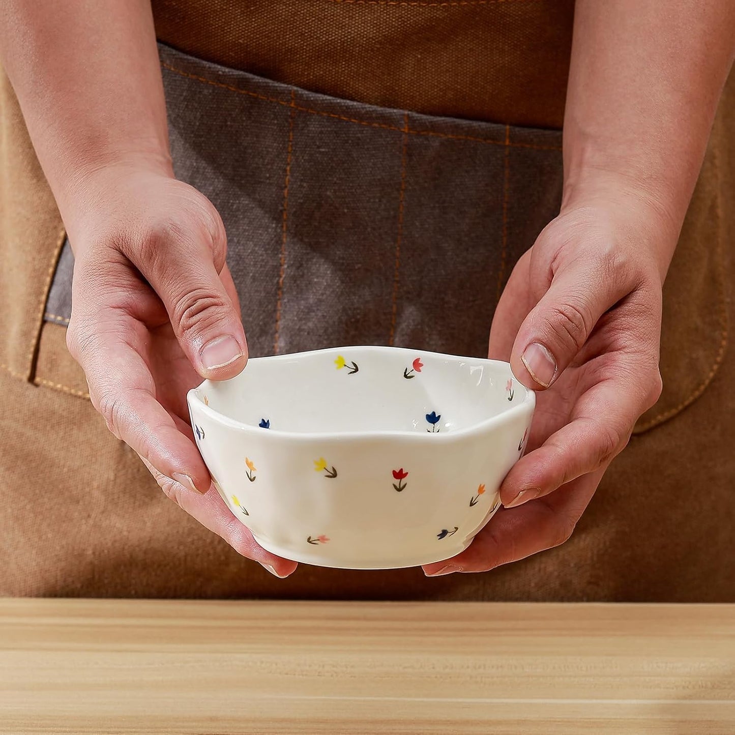 Koythin Ceramic Cereal Bowl, Cute Flowers Pattern Kitchen Bowls for Cereal, Salad, Pasta, Soup, Dessert, Serving, Home Decor, Microwave and Dishwasher Safe (Tulip Small Floral Fragments)