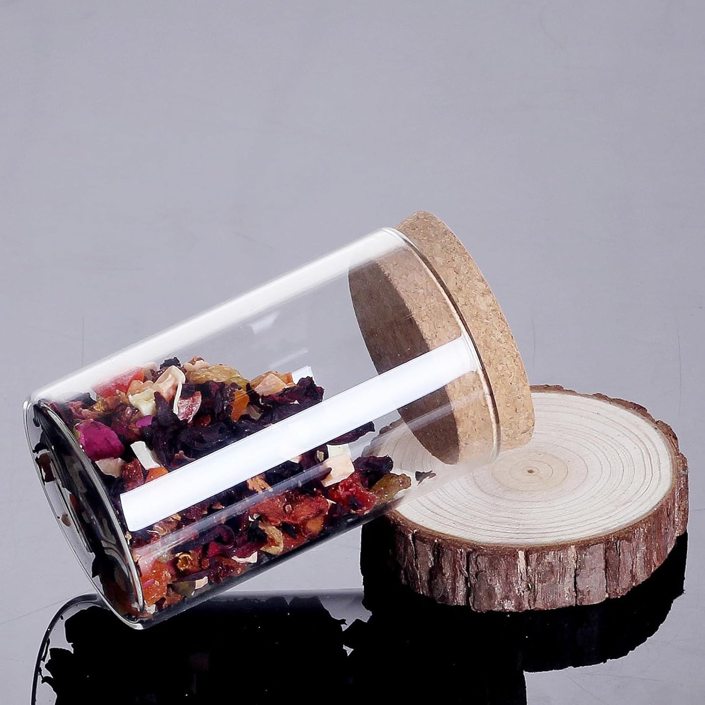 Airtight Glass Storage Containers with cork Lid, for Kitchen Pantry Organization and Storage jar,Ideal for Coffee Beans Snacks Flour Cereal Sugar Tea 21oz. (Circular 4.7 * 3.3in*2pcs)