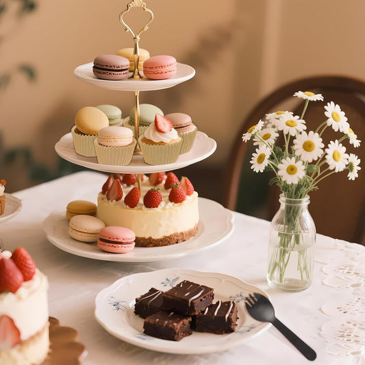 100PCS Standard Natural Cupcake Liners with 100 Plastic Spoons for Baking Cupcakes and Muffins (100, Natural, Small)