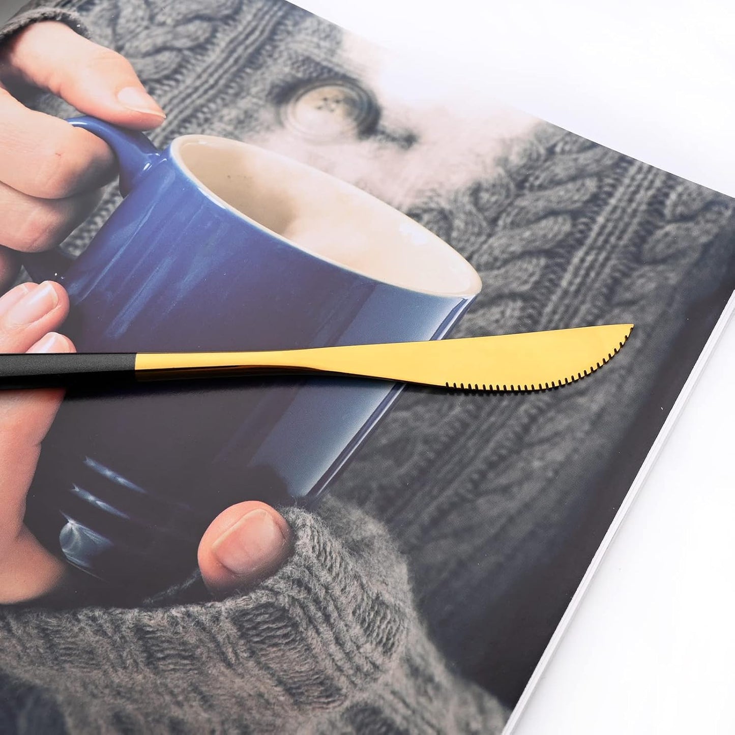 Mirror Cutlery Serving Set, 24-piece 18/0 Stainless Steel Silverware With Black Handle Simple & Modern Tableware For Home Party Restaurant Christmas Dinner, Service For 6 (Black Gold)