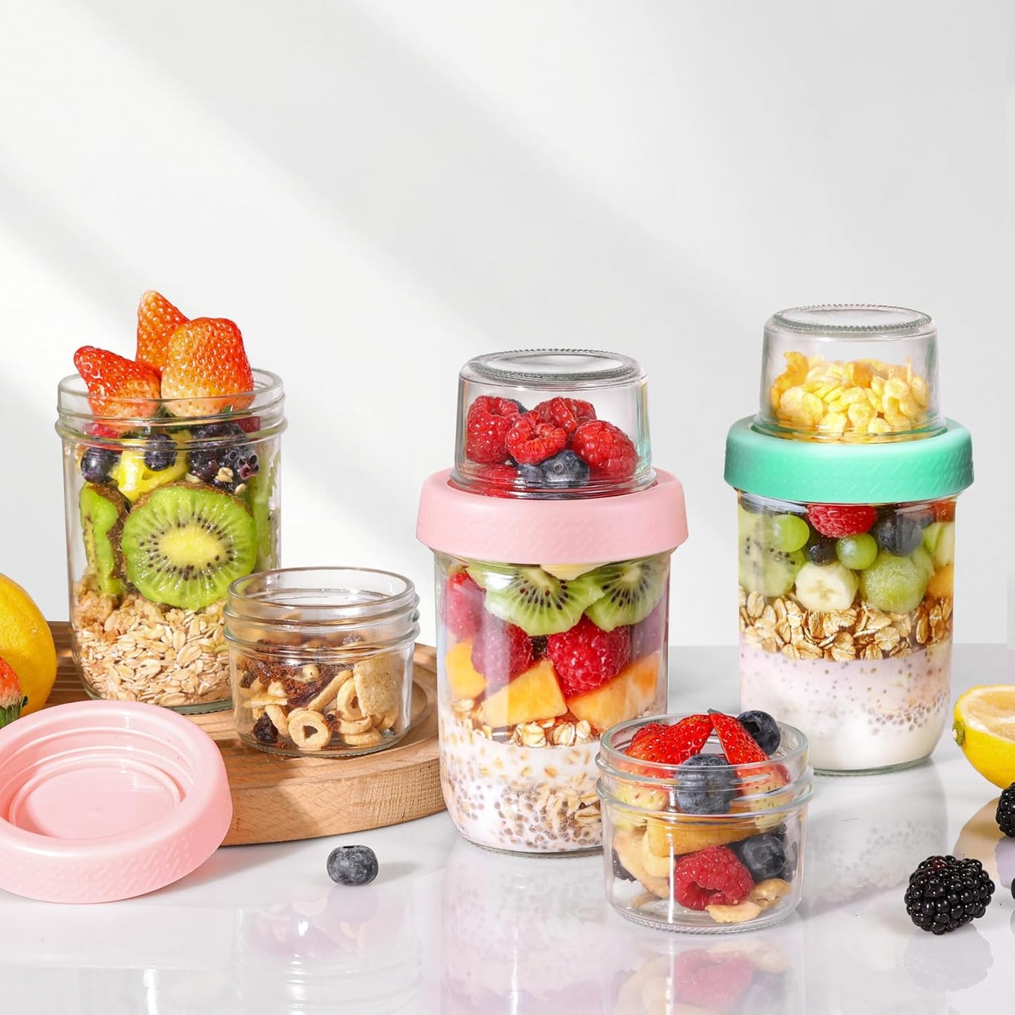 ComSaf 4-Pack 16 oz Overnight Oats Containers with Lids, Dual-Laryer Chia Pudding Jars with Dry and Wet Separation, Yogurt Parfait Cups for Oatmeal Cereal Nut Fruit, Meal Prep Glass Jars for Salad