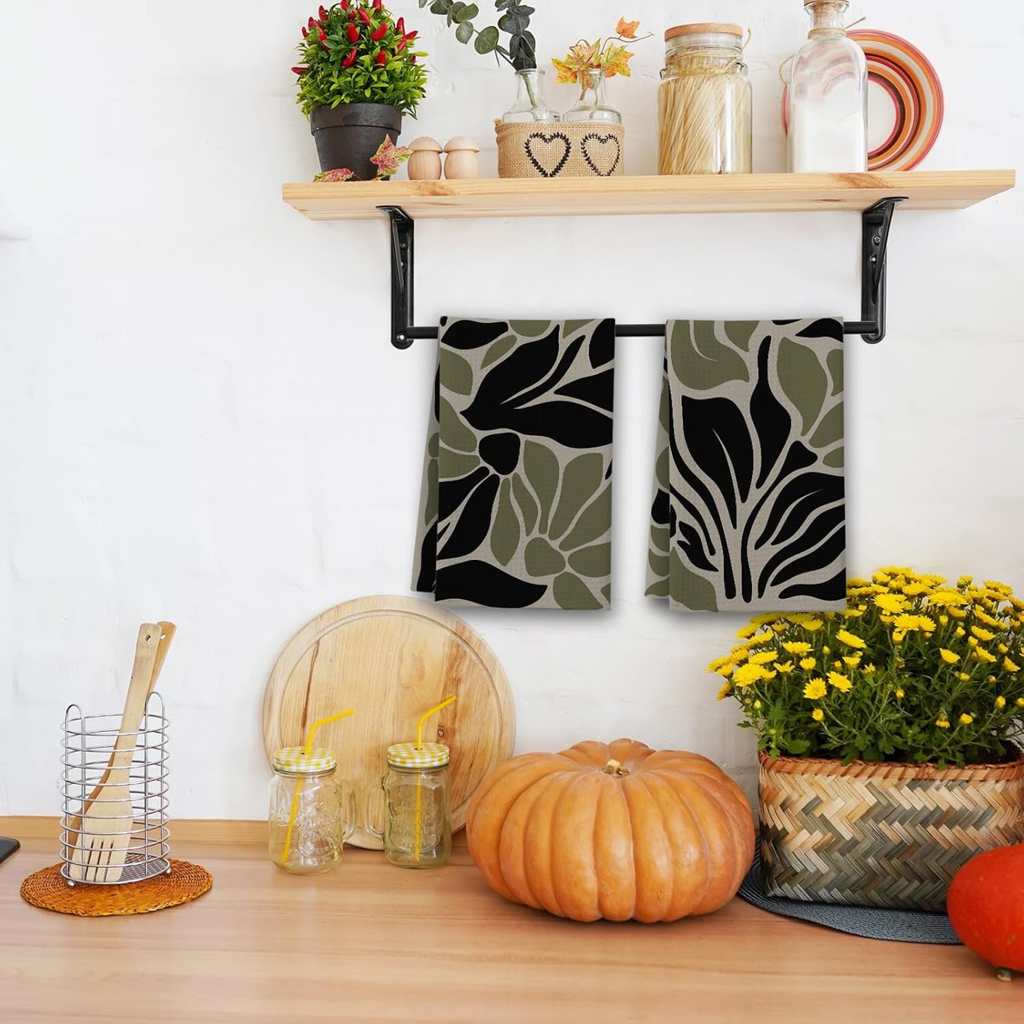 Sage Green Kitchen Towels, Abstract Boho Floral House Hand Towel Set of 2, Retro Gifts for Home Bathroom Holiday Decor - A02