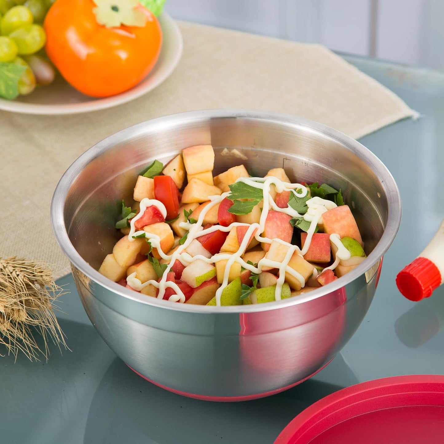 MARSKITOP Stainless Steel Mixing Bowls with Lids Set, Nesting Mixing Bowls with Airtight Lids, Measurement Marks and Red Non-Slip Bottoms, Great for Mixing and Serving, 3QT & 5QT