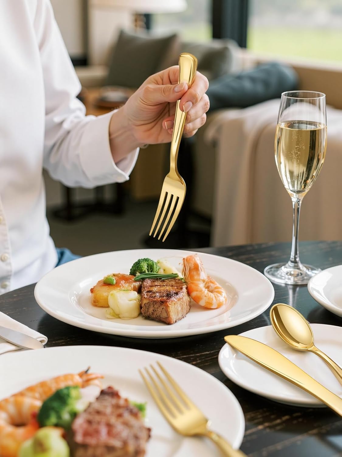 WDF 180 Pieces Disposable Plastic Gold Silverware Cutlery - Disposable Flatware Set 60 Forks, 60 Knives and 60 Spoons - Heavy Duty Gold Plastic Cutlery - Utensils for Party, Wedding, Thanksgiving