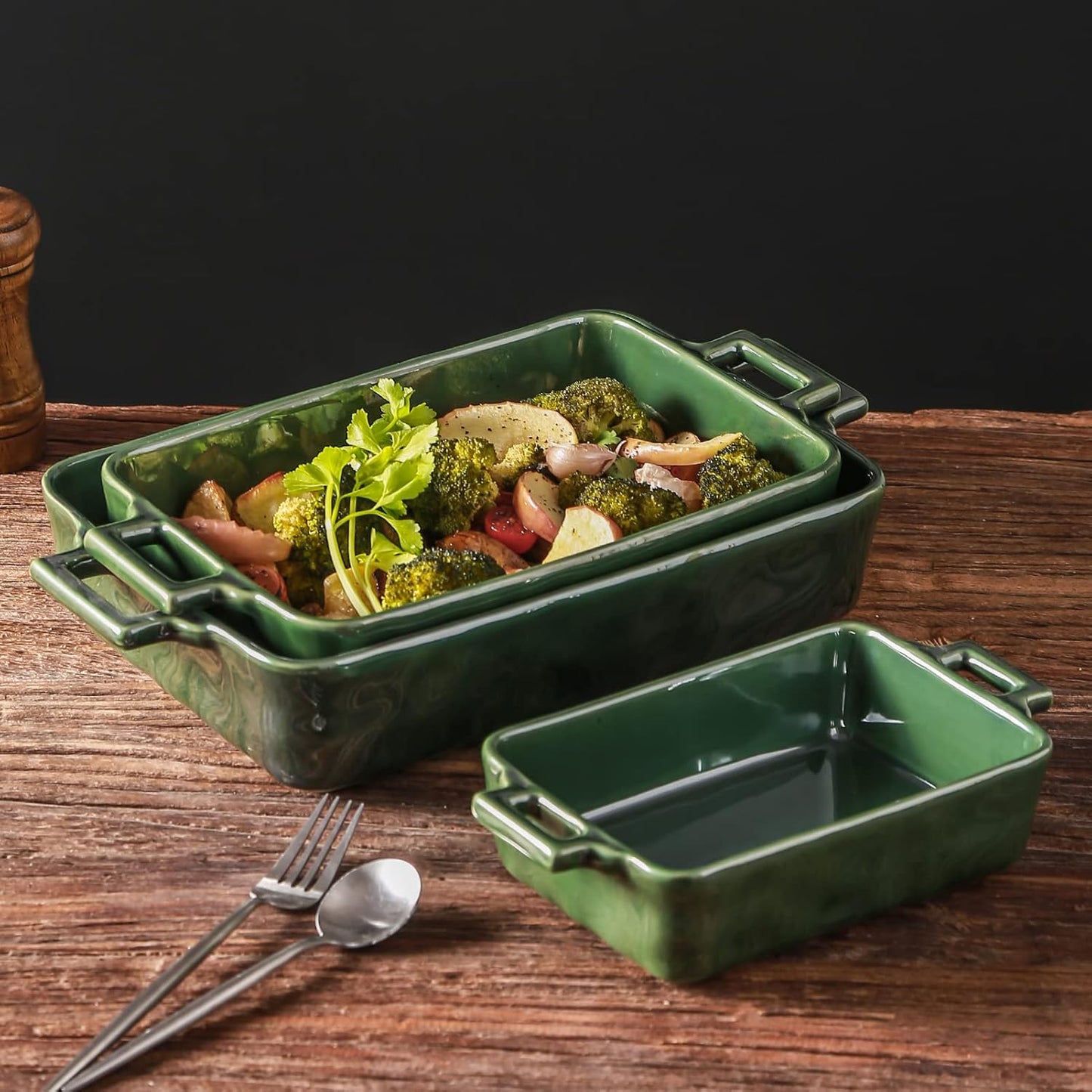 VICRAYS Ceramic Bakeware Set, Porcelain Rectangular Baking Dish, Baking Pan Lasagna Pans Casserole Dish Set for Cooking, Kitchen, Cake Dinner, Banquet and Daily Use, 3 PCS, 15 x 8.5 Inches(Green)