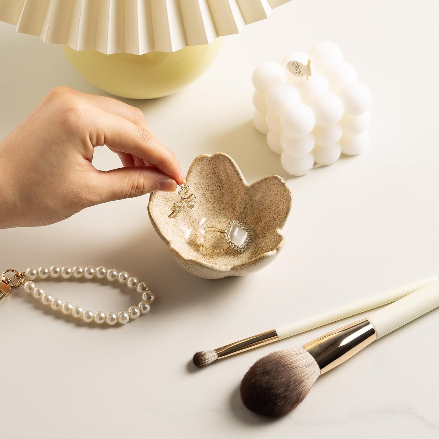 Flower Ring Holder Dish, Ceramic Jewelry Tray Dish, Small Trinket Dish, Jewelry Plate Bowl, Cute Jewlery Ring Holder Dish, Aesthetic Room Decor, Christmas Birthday Gifts for Women, 1 pack (camel)