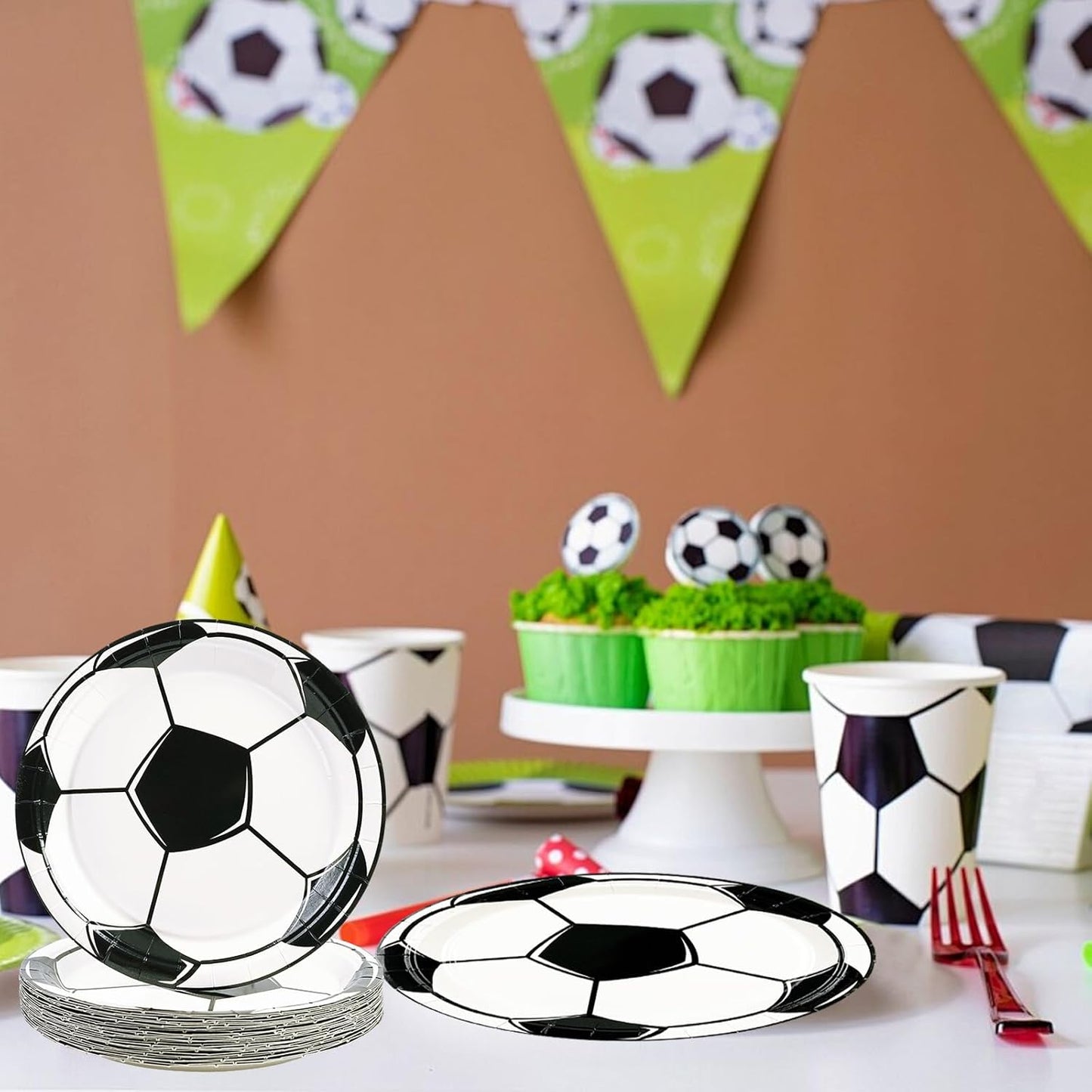 50PCS Soccer Plates and Napkins Party Decorations, 7inch Disposable Soccer Themed Birthday Paper Plates and Napkins Tableware Set Sports Party Supplies for Birthday Baby Shower Game Favors