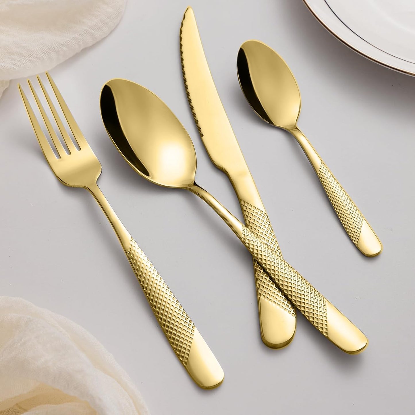 24-Piece Golden Hammered Silverware Set, Food-Grade Stainless Steel Flatware Service for 6, Modern Cutlery Utensil Set with Forks Knives Spoons, Mirror Polished, Dishwasher Safe for Kitchen Dining