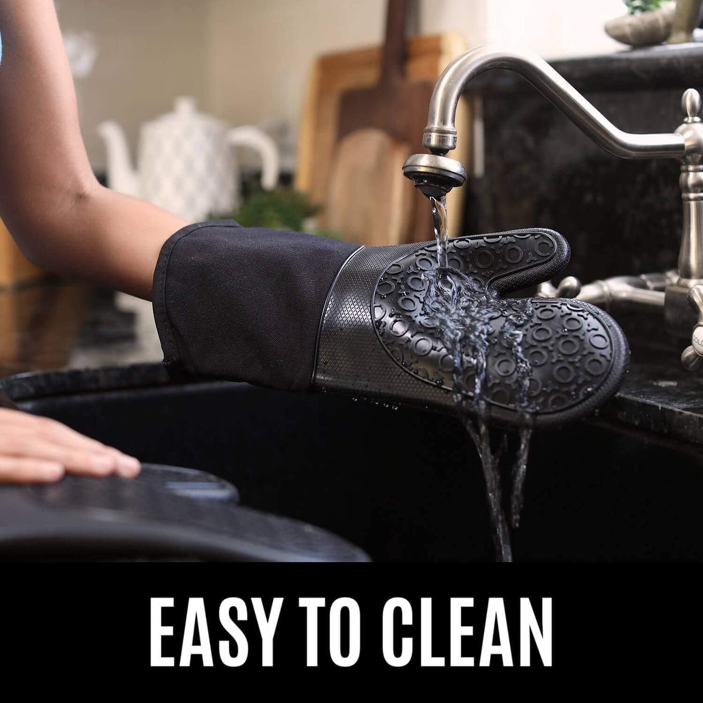 HOMWE Silicone Oven Mitts and Pot Holders, 4-Piece Set, Heavy Duty Cooking Gloves, Kitchen Counter Safe Trivet Mats, Advanced Heat Resistance, Non-Slip Textured Grip (Aqua Turquoise)