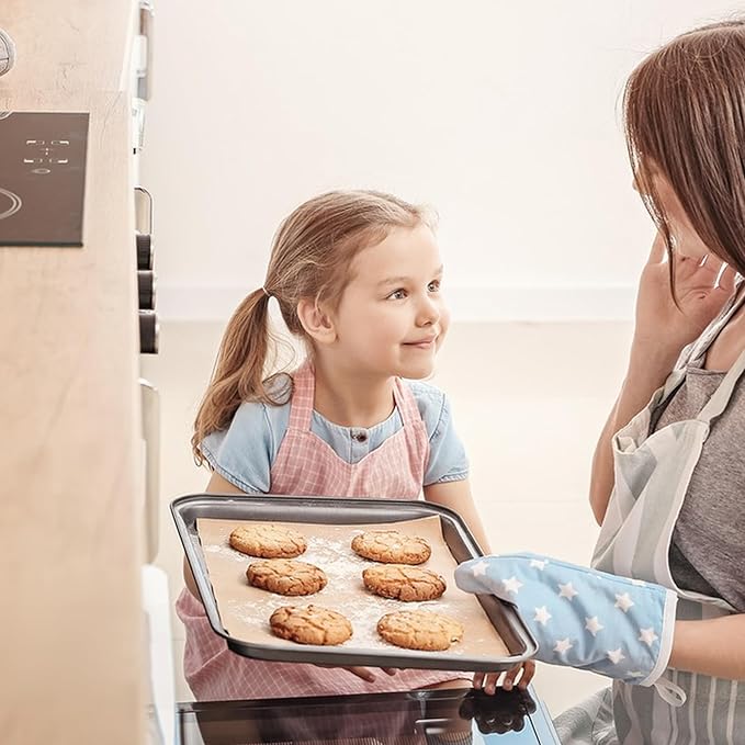 200Pcs Parchment Paper sheets,8 x12 Inches Non-Stick Precut Baking Parchment,Unbleached,Parchment Paper For Baking,Fryer, Cooking,Oven,Perfect for Bread, Cakes, Barbecue