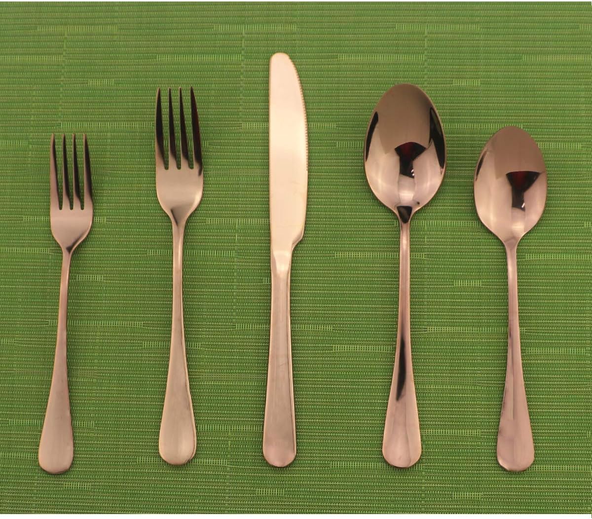 Gugrida 20-Piece Mirror Polished Rose Gold Reusable Utensils Vitalt Healthy & Eco-Friendly Stainless Steel Copper Flatware Tableware Dinnerware Set, Shiny Cutlery Knife Fork Spoon Set, Service for 4