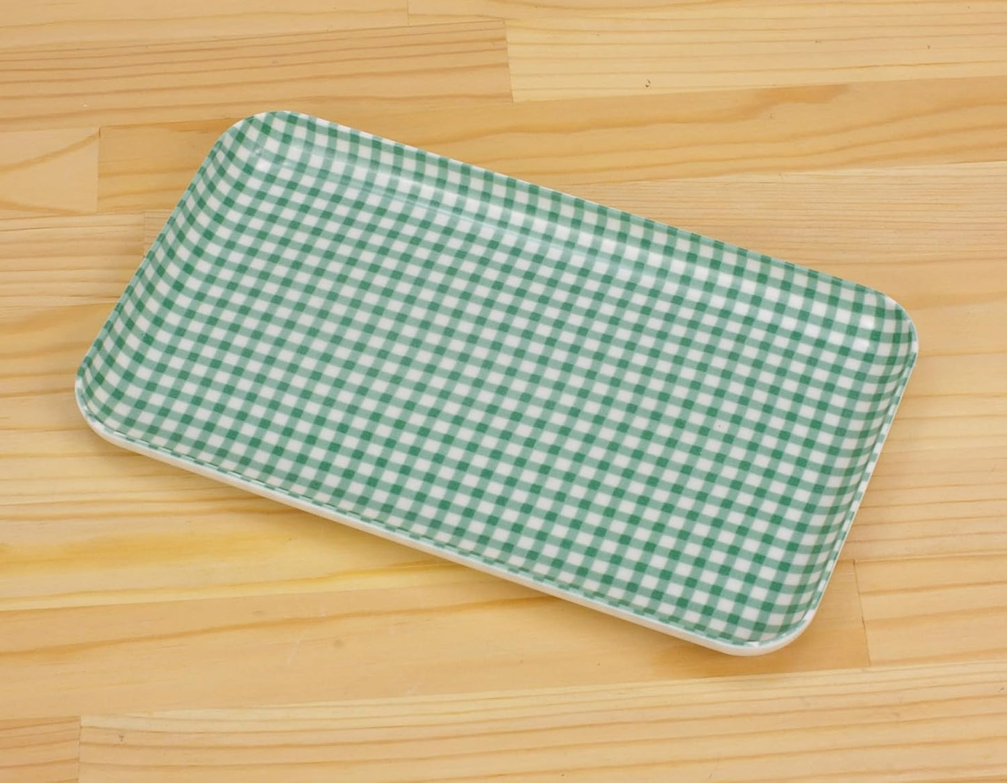 TATSU-Craft NR Non Slip Serving Tray Gingham Check, Green, Microwave Safe, Rectangular Plastic Tray, 8.5 x 4.9 Inches, Ideal for Cafeterias, Restaurants, Coffee Shops, Salad, Organic Food, and More