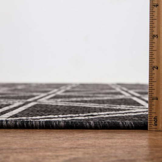 Keen Home Design Outdoor Rug - 5x8 Washable Indoor/Outdoor Rug for Patio, Balcony, Kitchen, Garden, Beach, Deck and Porch. Size: 5'3" x 7'7"