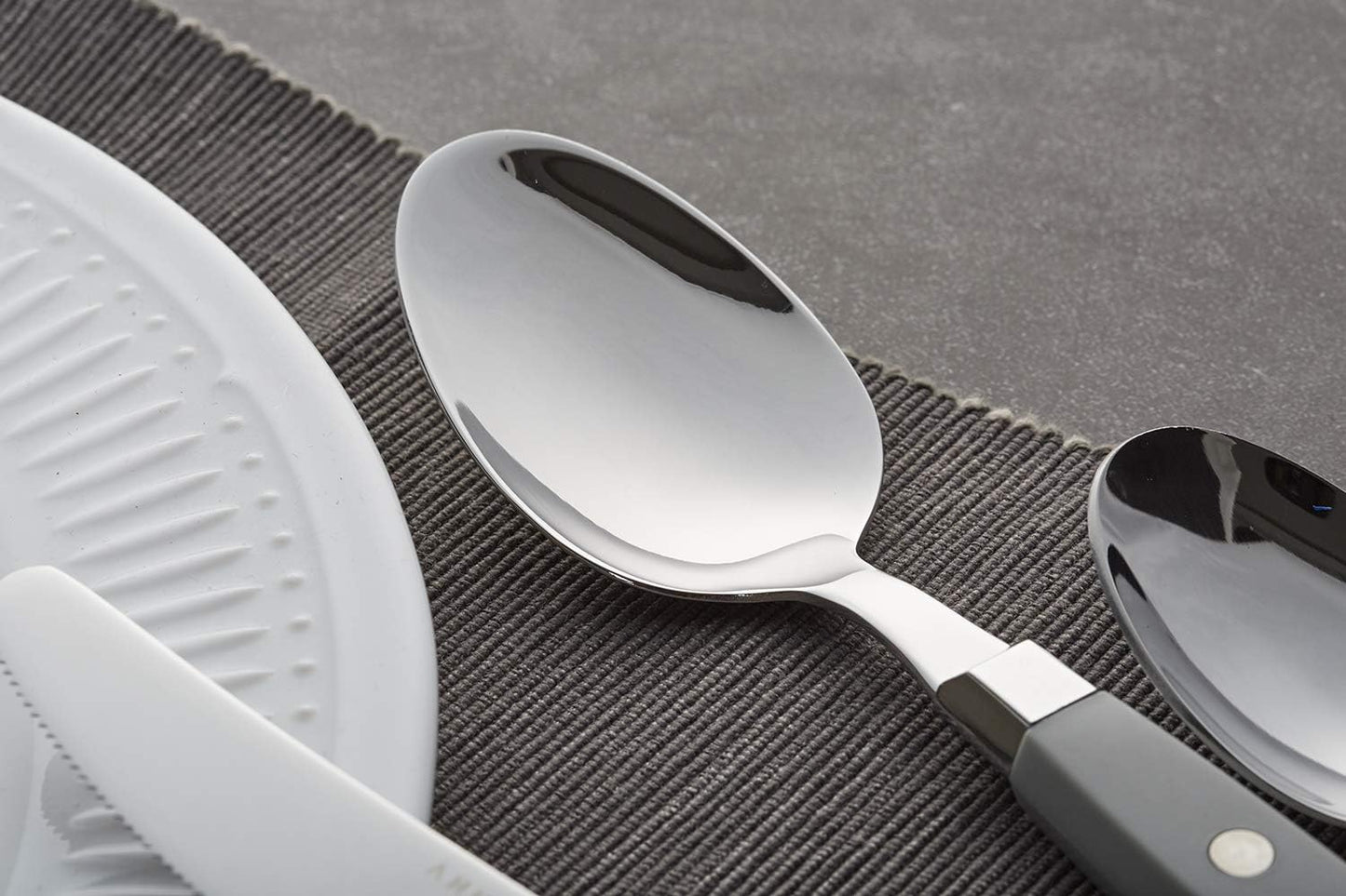 ANNOVA Silverware Set, Retro/Rivet Colorful Stainless Steel Tableware Kitchen Flatware Set Utensils, Includes Dinner Knives, Forks, Spoons, Salad Forks & Dessert Spoons (Cream, 20 Pieces)