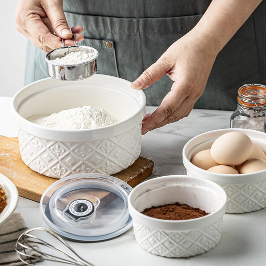Large Mixing Bowls with Airtight Lids, Classic White Porcelain Embossed Nesting Salad Bowls for Baking and Cooking, 12/16/28/40oz Serving Bowls Set of 4, Oven and Dishwasher Safe, Thanksgiving Gift