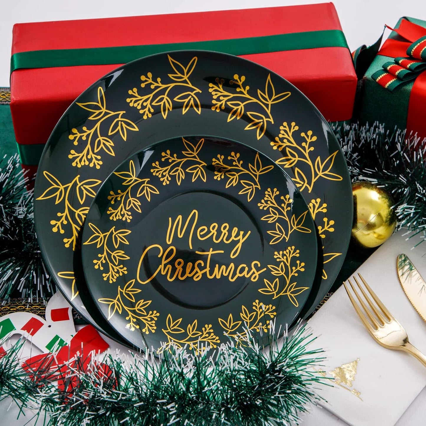 Morejoy 175Pcs Green Gold Christmas Plastic Place Setting, Includes Plates, Cutlery, Cups, Napkins, for Party