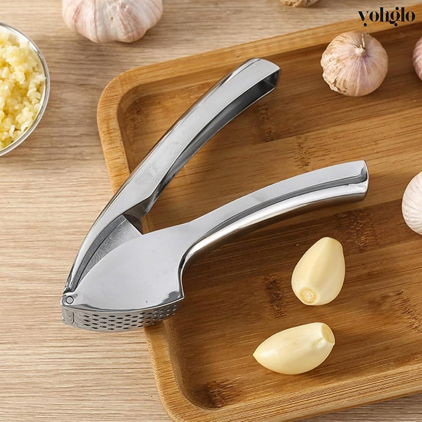 Garlic press includes cleaning brush and silicone peeler that is used for mincer/grater/smasher/crusher. Essential Kitchen Utensil for Effortless prep for home and kitchen must haves.
