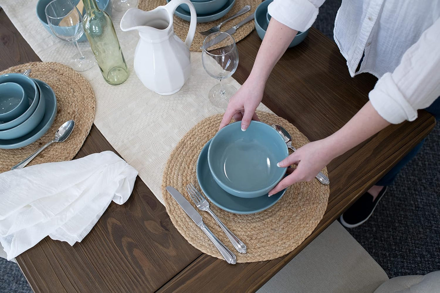 Elanze Designs Bistro Glossy Ceramic 6.5 inch Dinnerware Bowls Set of 4 - Perfect for Everyday uses from Soup, Pasta, Salad, Cereal, Ice cream, Ramen and Pho, Ice Blue