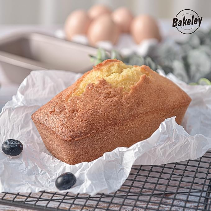 2 Pcs 6-Inch Mini Banana Bread Loaf Pan, Non-Stick Baking Bread Pan, Carbon Steel Bakeware Set of 2, Mini Meatloaf Pan,7.2" x 4.1" x 1.9" (Champagne Gold)