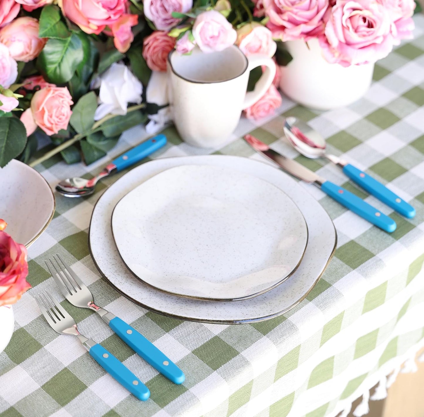 ANNOVA Silverware Set, Retro/Rivet Colorful Stainless Steel Tableware Kitchen Flatware Set Utensils, Includes Dinner Knives, Forks, Spoons, Salad Forks & Dessert Spoons (Blue, 20 Pieces)