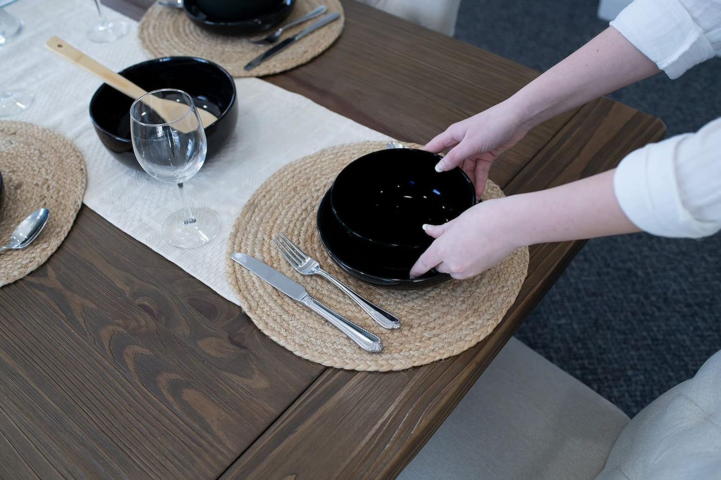 Elanze Designs Bistro Glossy Ceramic 6.5 inch Dinnerware Bowls Set of 4 - Perfect for Everyday uses from Soup, Pasta, Salad, Cereal, Ice cream, Ramen and Pho, Black