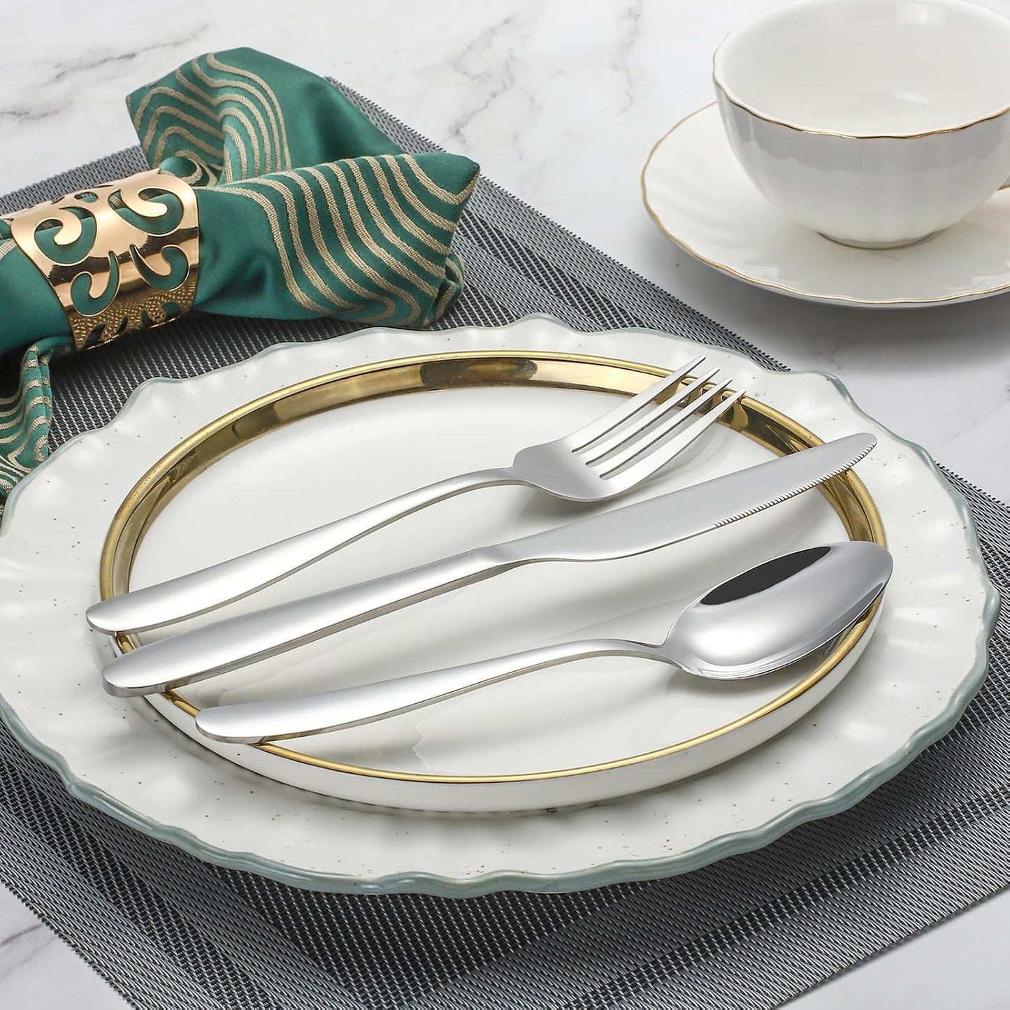 24-piece Forks and Spoons Silverware Set, Amafox Food Grade Stainless Steel Flatware Cutlery Set for Home, Kitchen and Restaurant, Mirror Polished Forks and Spoons Set for 12, Dishwasher Safe