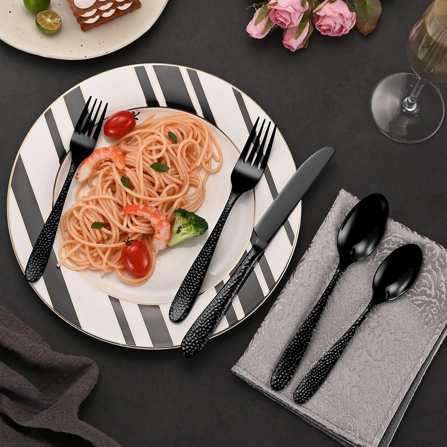 Black Hammered Silverware Set, 20-Piece Heavy Duty Stainless Steel Flatware Sets for 4, Food-Grade Cutlery Set for Home Restaurant, Mirror Polished, Dishwasher Safe