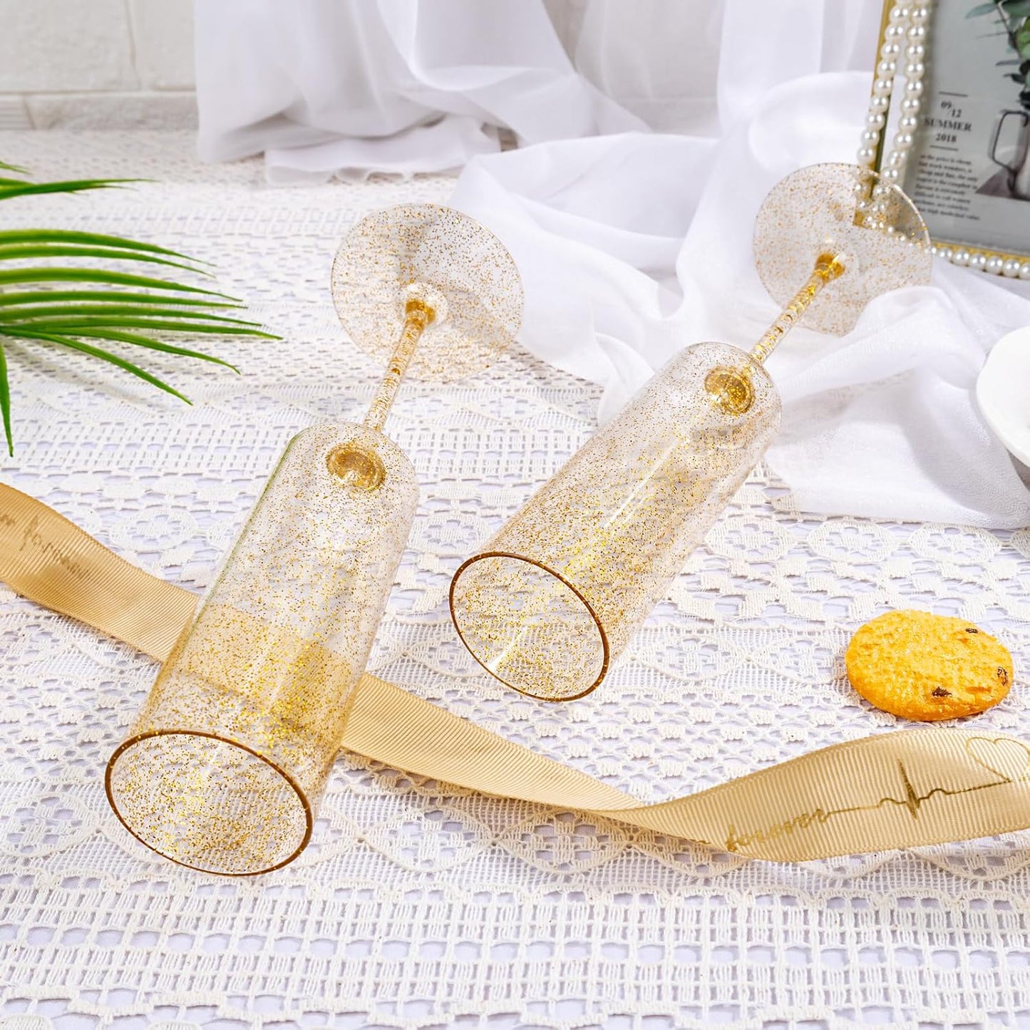 YOUBET 24 Pack Plastic Champagne Flutes - 6 Oz Gold Glitter Disposable Champagne Glasses - Square Plastic Wine Cups Wedding Toasting for Party Birthday Anniversary Thanksgiving