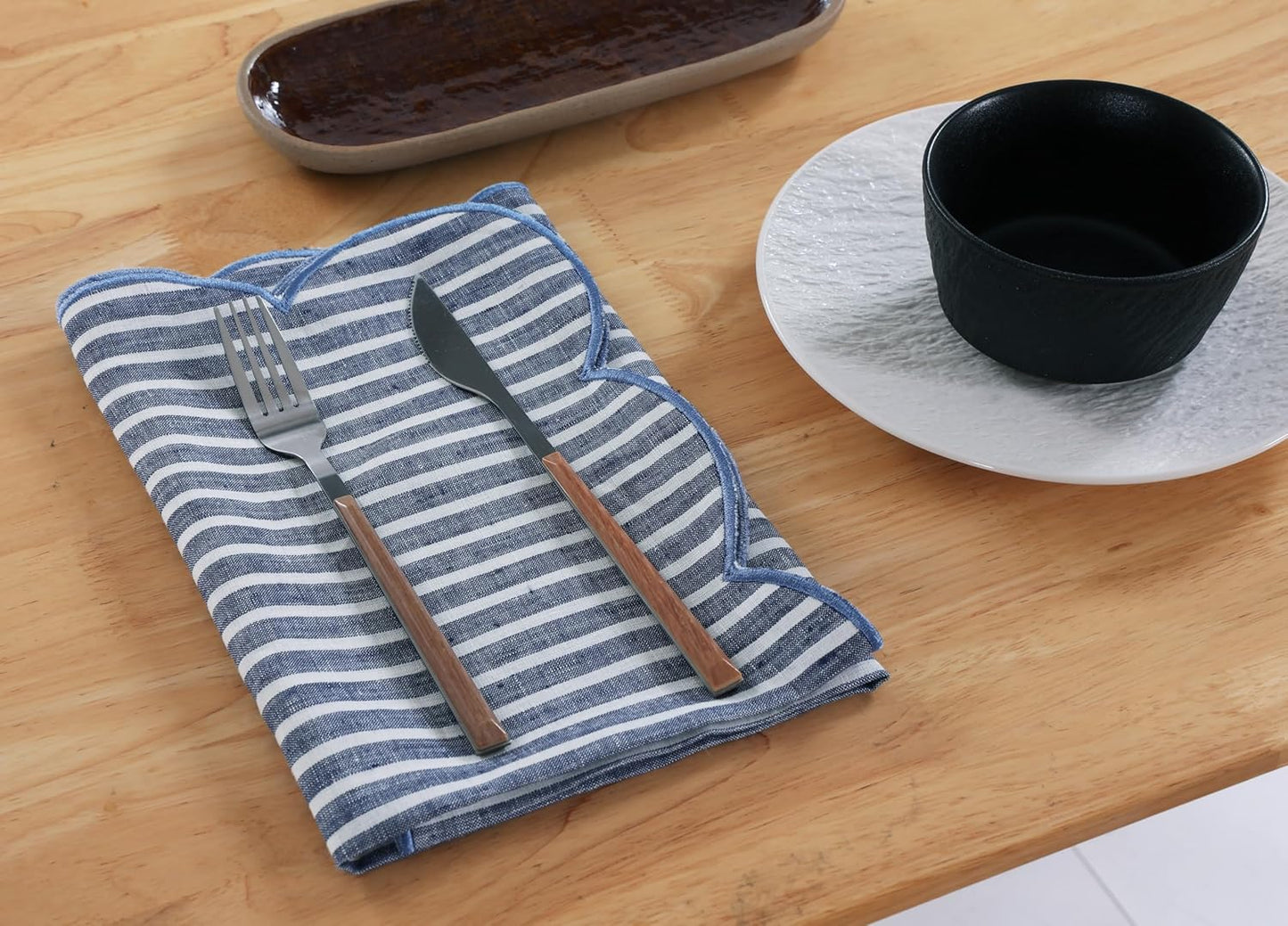 100% French Flax Linen Cloth Napkins Scalloped Embroidery 20’’x20’’ for Dinners, Parties, Weddings, Decorative Halloween, Spring, Easter, Set of 4 Pcs, Blue Pinstripe(Edges-Blue)