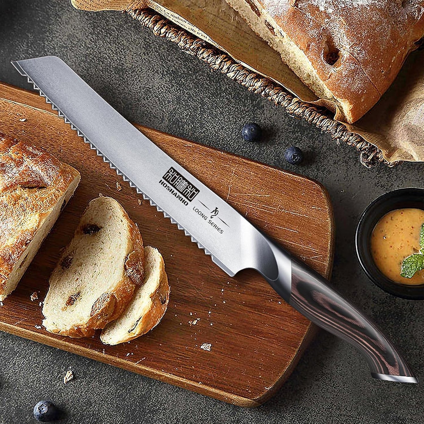 HOSHANHO Bread Knife 8 inch, Japanese High Carbon Stainless Steel Serrated Bread Knife, Professional Bread Cutting Knife for Homemade Bread
