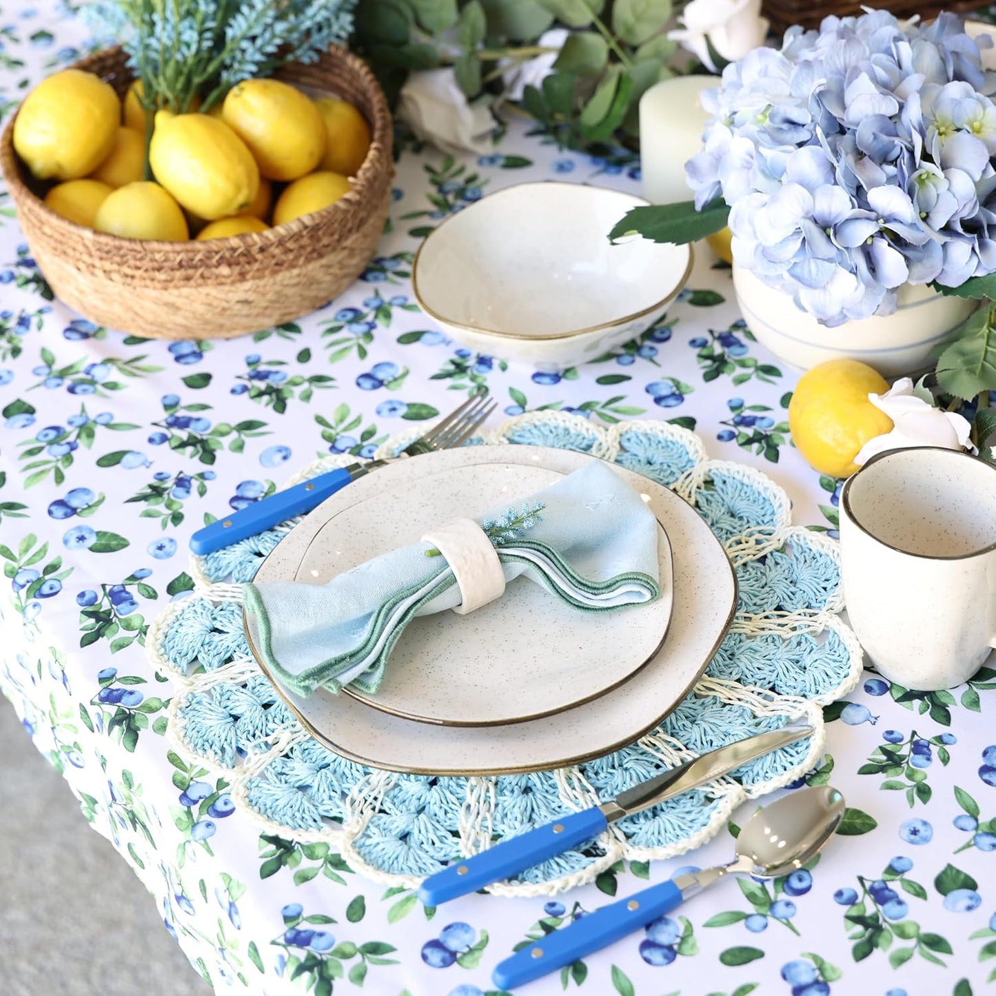 ANNOVA Silverware Set, Retro/Rivet Colorful Stainless Steel Tableware Kitchen Flatware Set Utensils, Includes Dinner Knives, Forks, Spoons, Salad Forks & Dessert Spoons (Sapphire Blue, 20 Pieces)