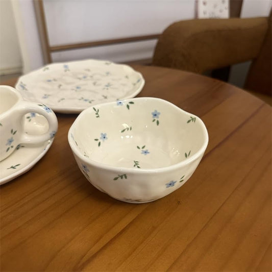 Koythin Ceramic Cereal Bowl, Cute Flowers Pattern Kitchen Bowls for Cereal, Salad, Pasta, Soup, Dessert, Serving, Home Decor, Microwave and Dishwasher Safe (Blue Small Floral Fragments)