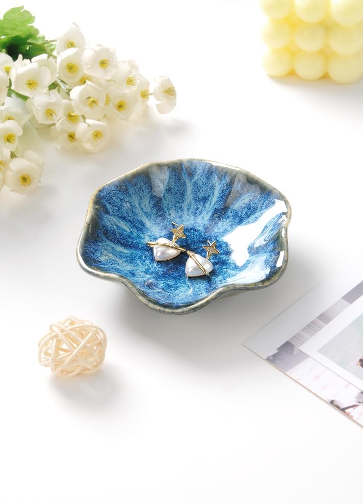2PCS Lotus Leaf Shape Ring Holder Dish, Small Key Bowl, Ceramic Trinket Tray Jewelry Dish Organizing Necklace Earrings for Mom Friend Sister, All Jewelries Are NOT Included. White+Light Blue.