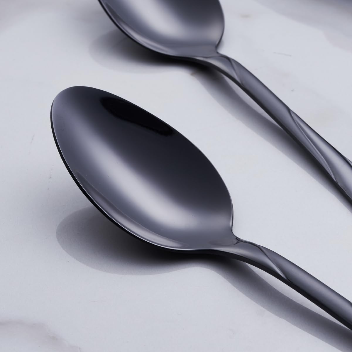 Black Silverware Set for 8, 40-Piece Stainless Steel Flatware Set, Shiny Black Metal Cutlery Set, Include Fork, Knife and Spoon Set, Dishwasher Safe