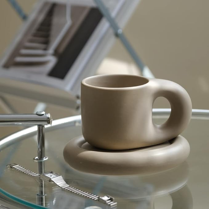 WENSHUO Chubby Funny Coffee Mug, Novelty Cute Cup and Saucer, Matte Crème, 9 oz (Coconut Café)