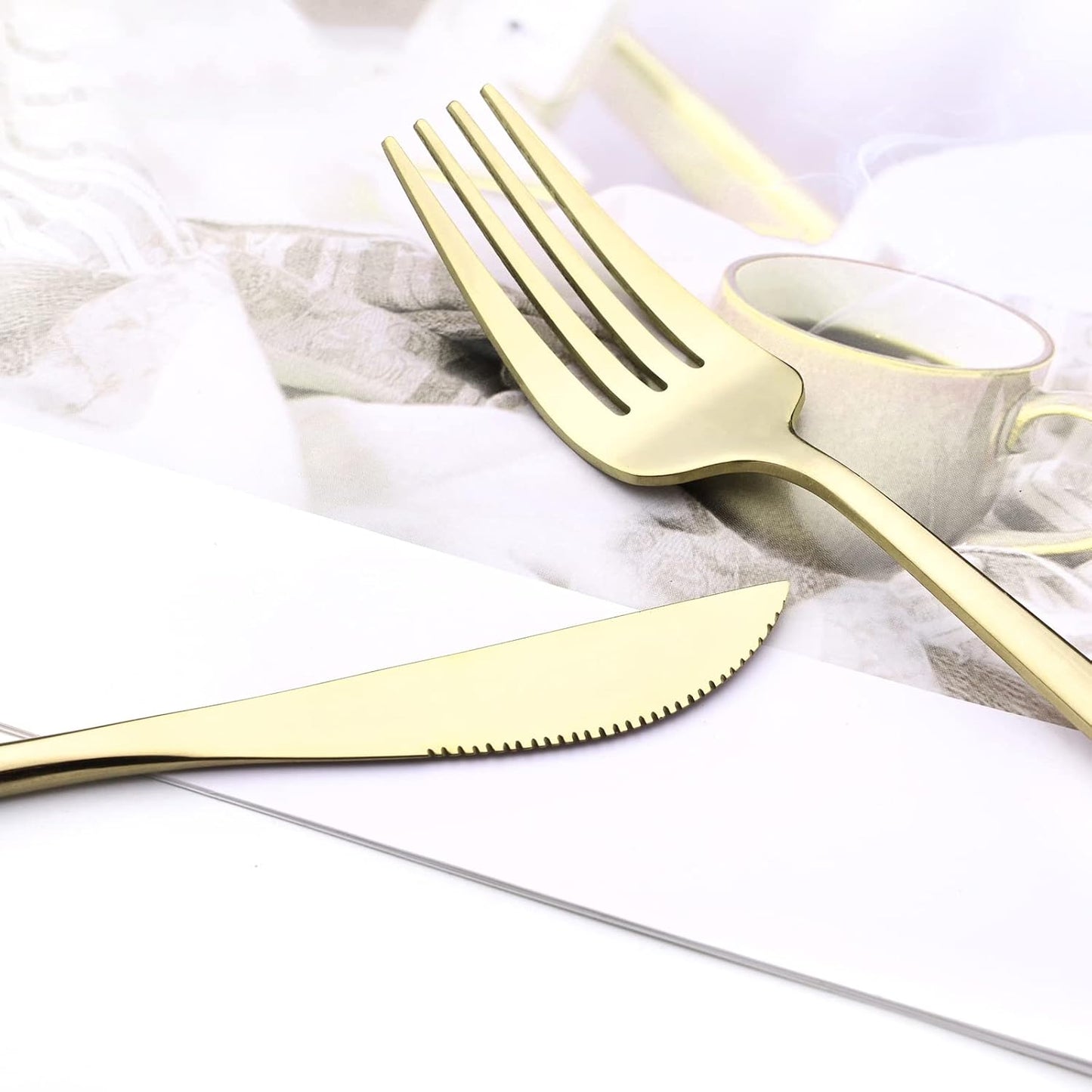 24-Piece Mirror Champagne Gold Flatware, 18/0 Stainless Steel Dinnerware Set Include Knife Fork Spoon Teaspoon Cutlery Set For Home Restaurant Party Service For 6, Dishwasher Safe