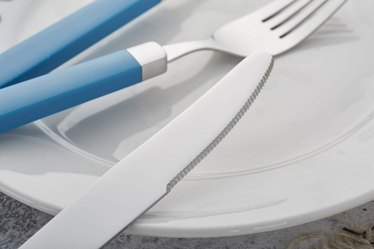 ANNOVA Silverware Set Stainless Steel Colorful Tableware Kitchen Flatware Set Utensils, Includes Dinner Knives, Forks, Spoons, Salad Forks & Dessert Spoons (Blue, 20 Pieces)