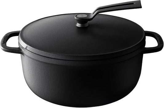 Vermicular Oven Pot 2.0 | Lightweight Enameled Cast Iron Pot | 22cm (3.7 Qt) | Non-Toxic | Induction-compatible | Dutch Oven | Made in Japan | Matte Black