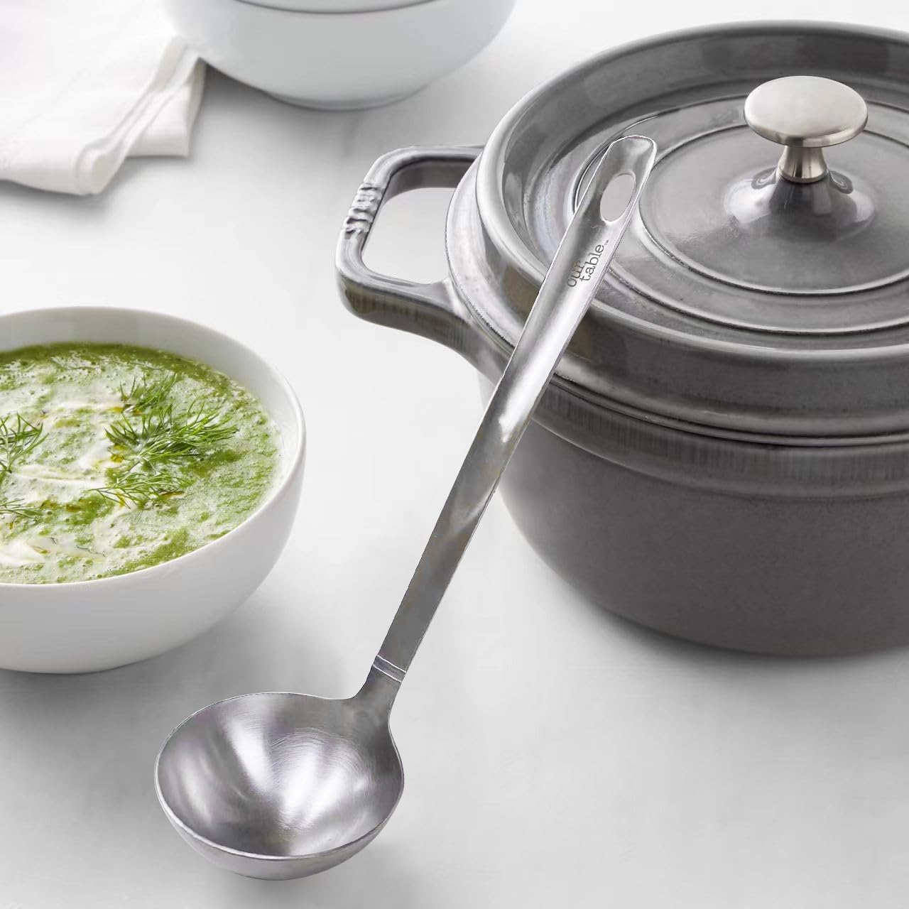 Stainless Steel Kitchen Ladle, Heavy Duty One-Piece Construction Cooking Ladle, Punch Soup and Stew Serving Ladles Scoop