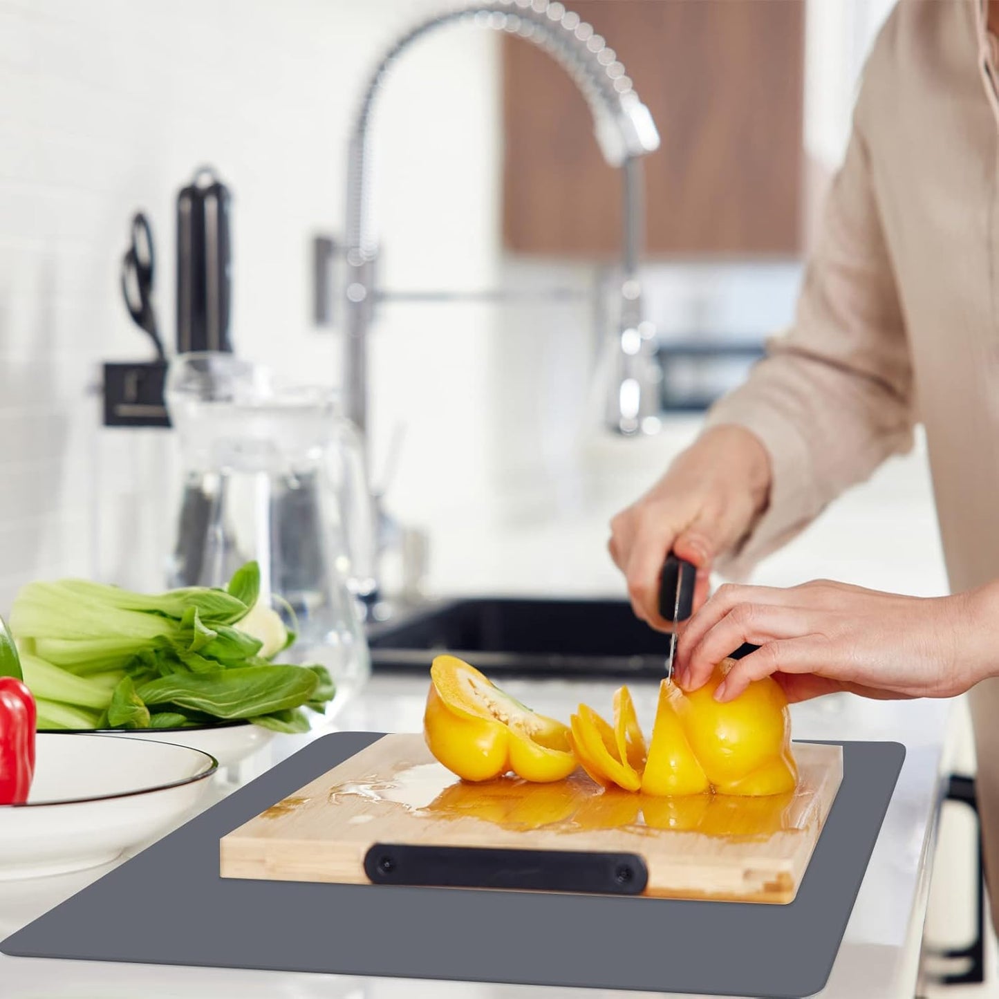 emolife Silicone Mats for Kitchen Counter, Thick 2mm, Countertop Protector, Heat Resistant Mat, Non-Slip (Dark Grey)