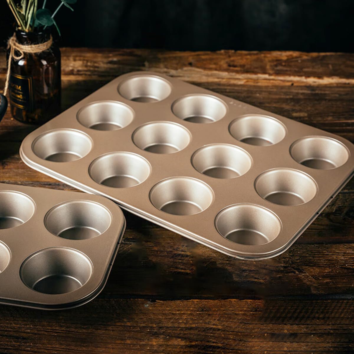 Muffin Pan, Cupcake Pan, Set of 2, 12-Cup Muffin Tin, Non-Stick Bakeware, Easy to Release and Clean, Baking Molds, Muffin Tray, Molds for Homemade Cupcakes & Muffins (Gold)