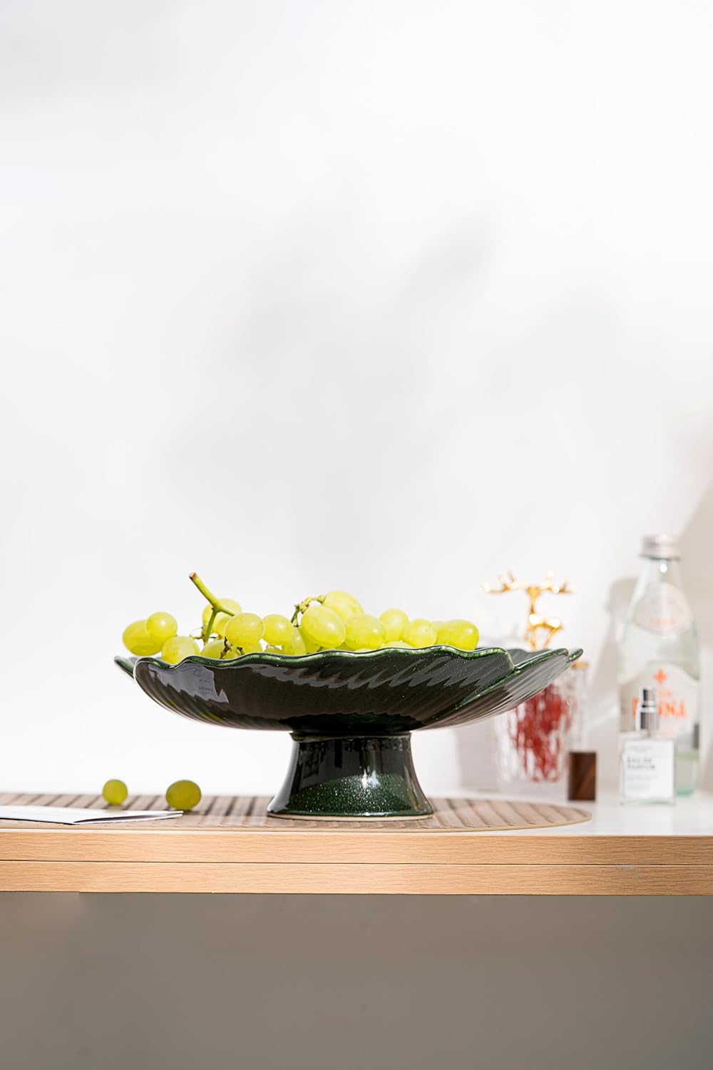 Ceramic Fruit Bowl for Kitchen Counter, Decorative bowl, Pedestal bowl, Footed bowl, Modern fruit bowl, Large fruit bowl, Decorative bowls for home décor, Green fruit bowl, 10.5 "