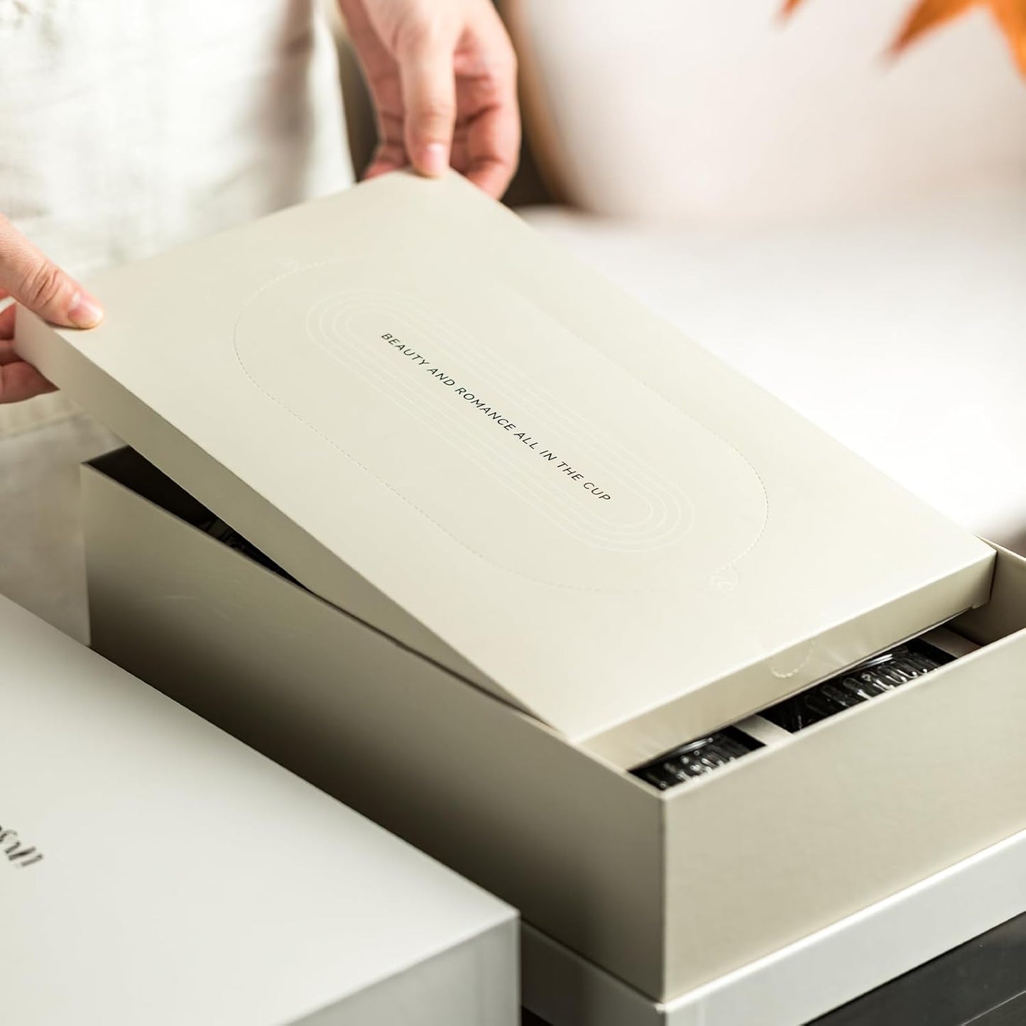 INSETLAN Vintage Art Deco Glassware | Glass Cups Set of 4 | 14 Oz Thick Bottom Cocktail Glasses, Highball Glass Fabulous Box, Embossed Ripple Glassware, for Water, Wine, Juice, Mixed Drinkware