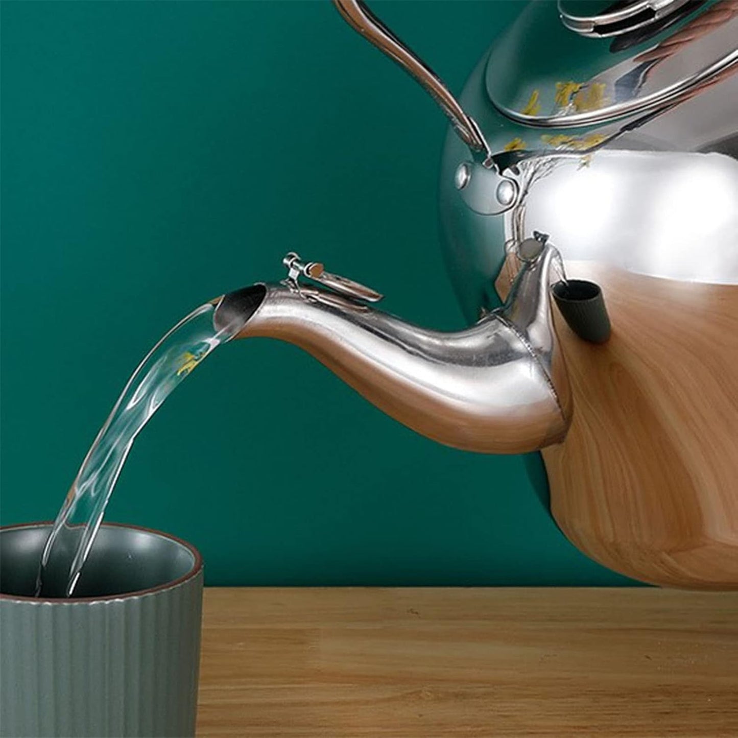 Whistling Tea kettle, 2L Stainless Steel Tea Kettle Stovetop With Anti-Hot Handle, Hot Water Boiling Tea Pots For Stove Top - Silver